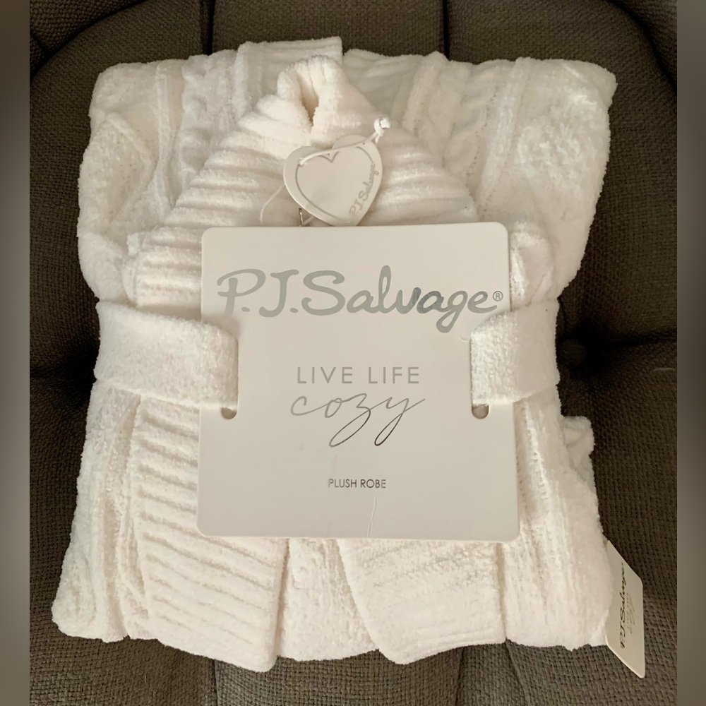 Women’s PJ Salvage - Plush Luxe Robe - Ivory - Size Small - Picture 3 of 9